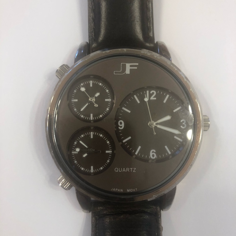 JF J. Ferrar big face watch